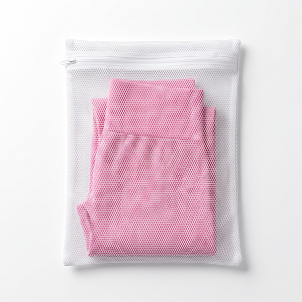 LUMÉ Washbag (Free Gift)